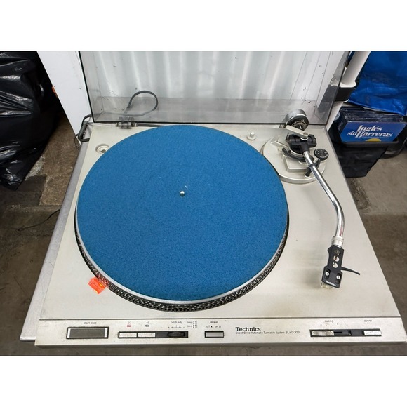 Technics SL-D303 Direct Drive Turntable Fully Function - Picture 2 of 6